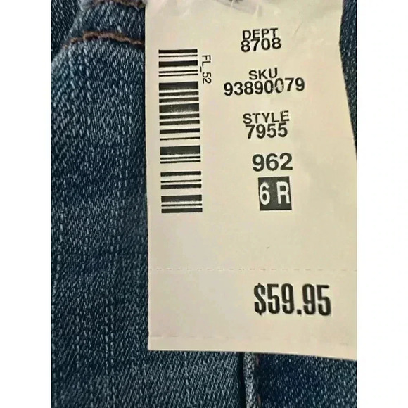 NWT Aeropostale Ripped Flex Effects High-Rise Jegging Size 6 - Picture 6 of 9